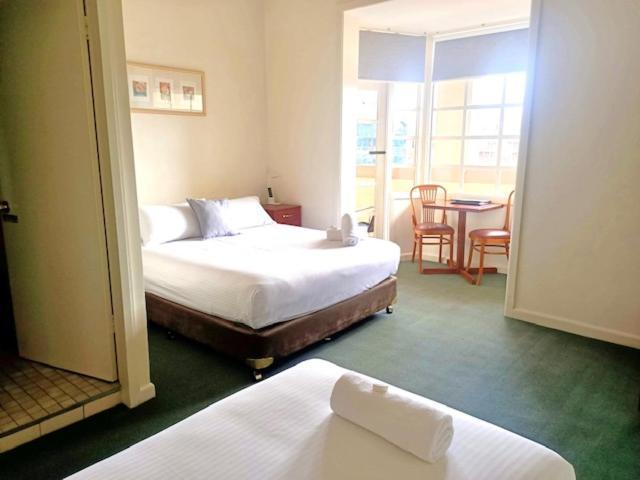 Knickerbocker Hotel Bathurst Eksteriør bilde